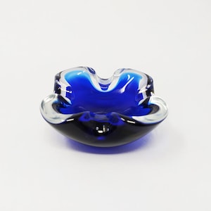 1960s Astonishing Blue Ashtray/Vide Poche Designed By Flavio Poli for Seguso