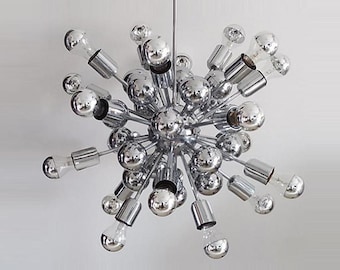 1970s Astonishing Chandelier Sputnik by Goffredo Reggiani in Chrome. Made in Italy