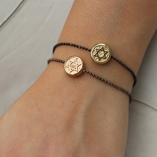 Jewish star circle charm bracelet,gold charm with black/gold shimmer bead chain, Judaica Bracelet, Kabbalah Bracelet
