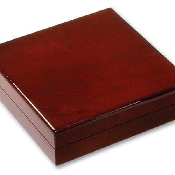 Novel Box™ Cherry Wood Jewelry Necklace Display Box