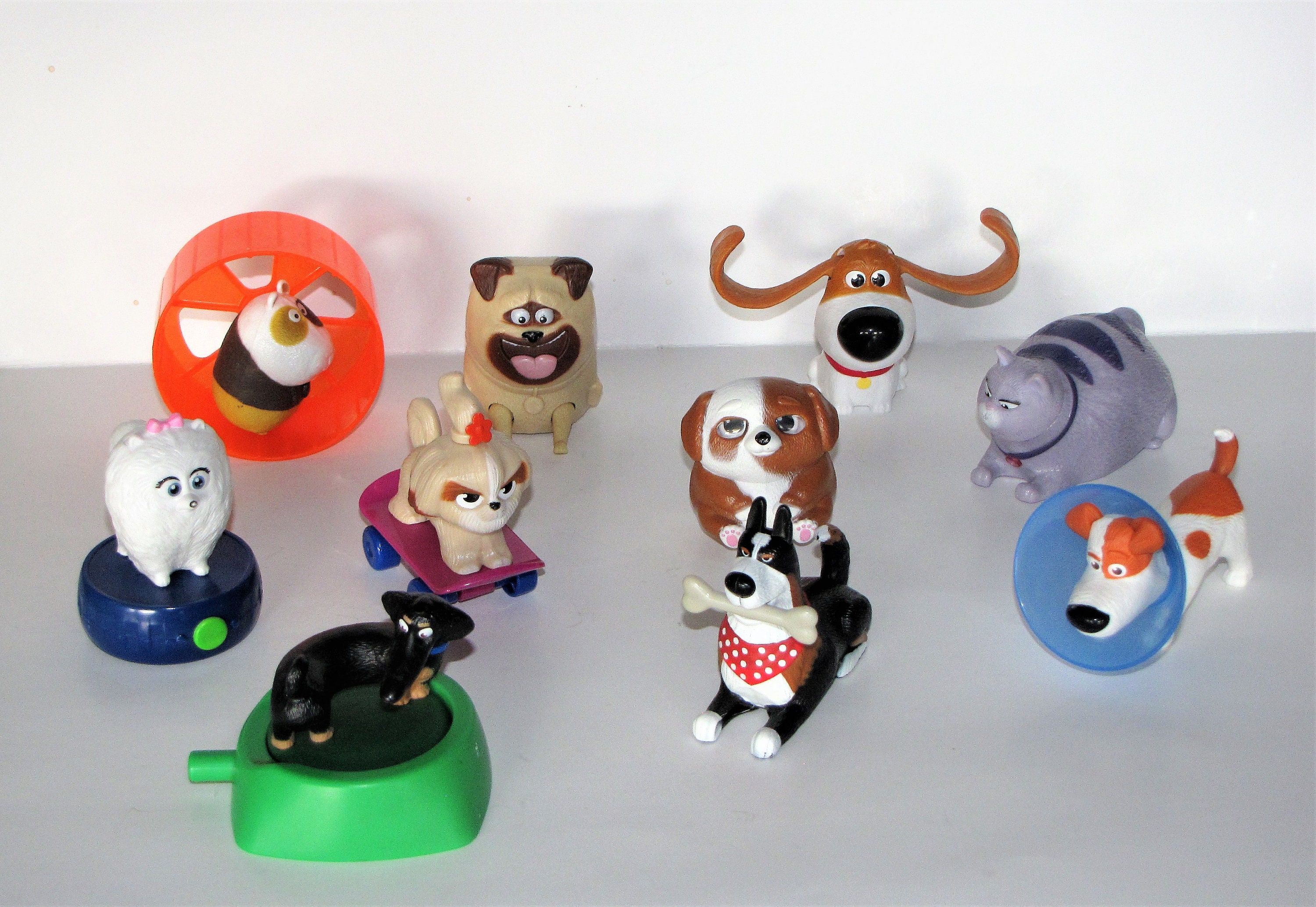 Mcdonalds happy meal secret cheap life of pets 2
