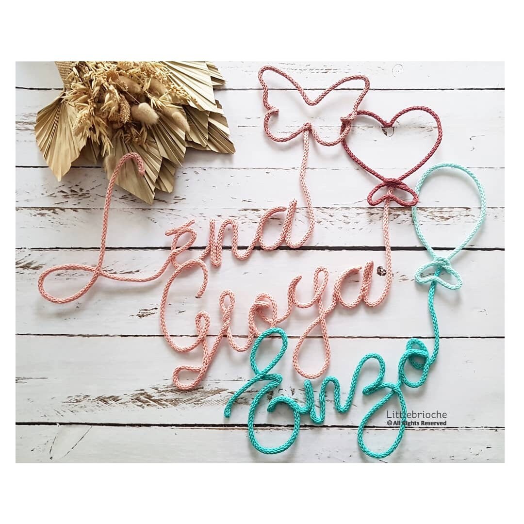 Prénom ou Mot de 5 Lettres en Laine Réalisé Au Tricotin