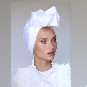 Bridal turban, wedding turban, tulle bridal occasion turban, pearl turban, white turban