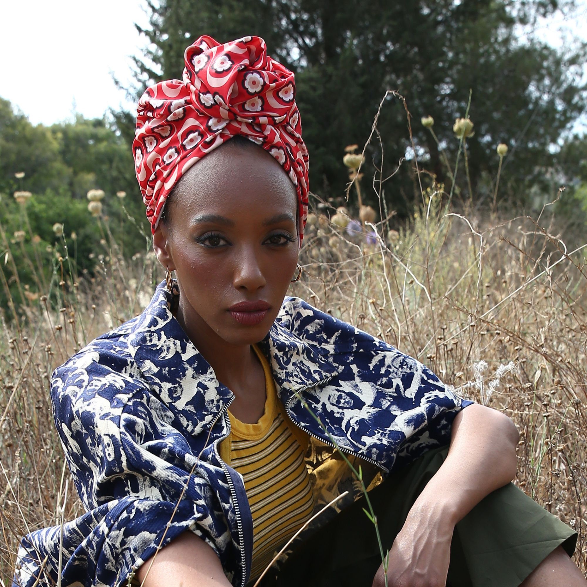 Turban – Colorful Abstract Print – Pre-tied Headwrap for  display picture 1