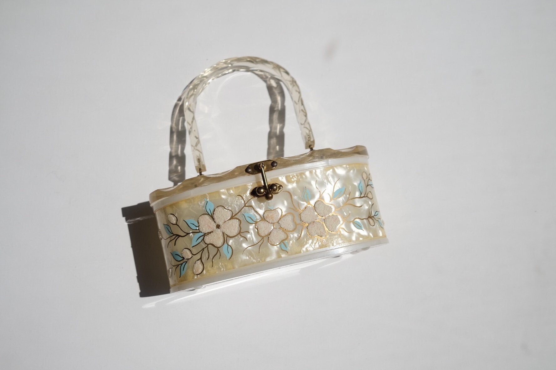 Vintage Mid Century Beaded Purse/Handbag With Lucite & Gold Trim