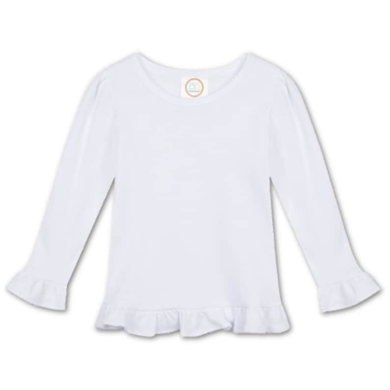 Op de afbeelding: Witte longsleeve met een geruite zoom en geruite mouwen.