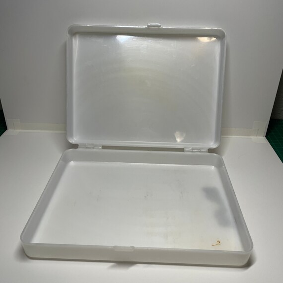 Vintage Diane Von Furstenberg White Jewelry Box C… - image 9