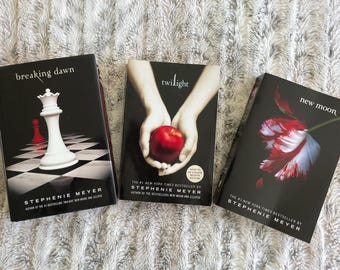 Stephenie Meyer Twilight Saga Book / CHOICE / YA Vampire Romance Books