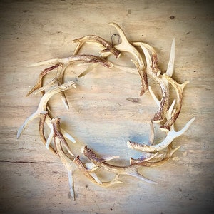 22" REAL Antler Wreath - FREE SHIPPING