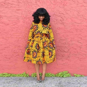 Haut et jupe à imprimé africain, jupe d'Ankara, robe à imprimé africain, haut court d'ankara, jupe d'ankara, vêtements pour femmes, tenue de fête sur le thème de l'Afrique