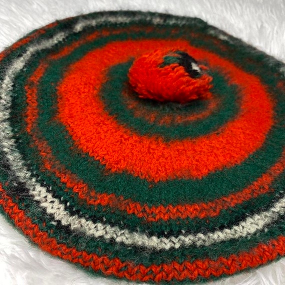 Vintage MacGregor Red & Green Wool Beret Pom Pom … - image 4