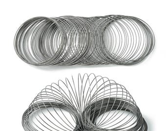 90 Loops Gunmetal Alloy Memory Wire 60mm/.6mm(22g)  (A337c)