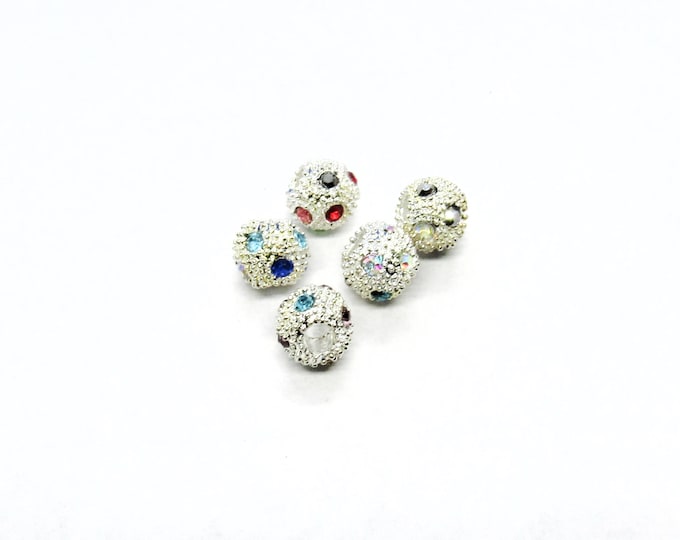 5 Silver Plated Alloy Round Beads with Asst Rhinestones 8mm (A153r)