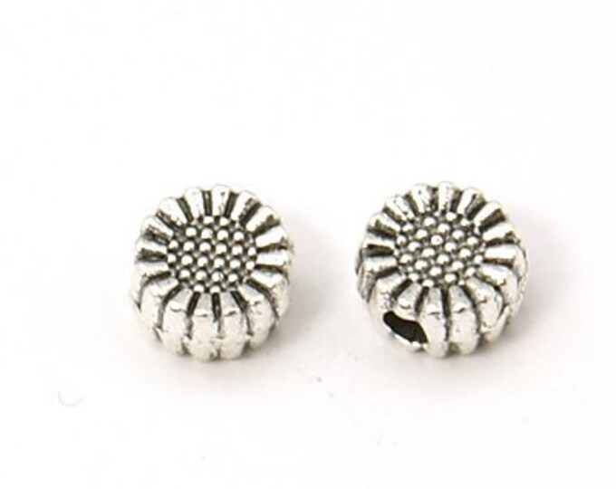 50pcs 5.5mm Tibetan Silver Alloy Flower Spacer Beads (A368f)
