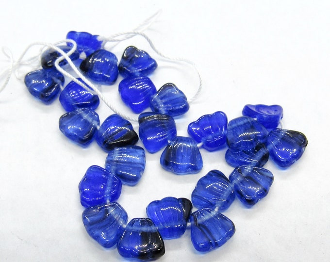 1 Strand Czech Hurricane Glass Sapphire 8x7mm Art Deco Fan Beads (A195y)