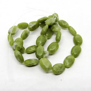 1 Strand Natural Flat Oval Taiwan Jade Gemstone Beads 12x8mm (A21e)