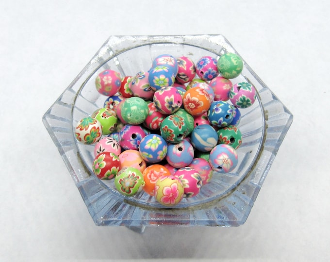 50 Handmade 8mm Round Polymer Clay Beads (A53c)