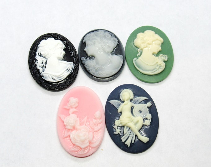 Choice of Color/Design 2 Resin Cameo Cabochons  (A46a-e)