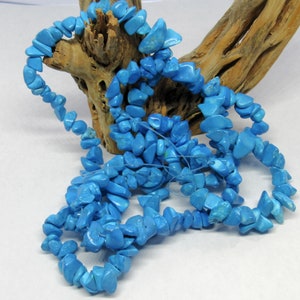 1 Strand Synthetic Turquoise Chip Beads 33" (A376k)