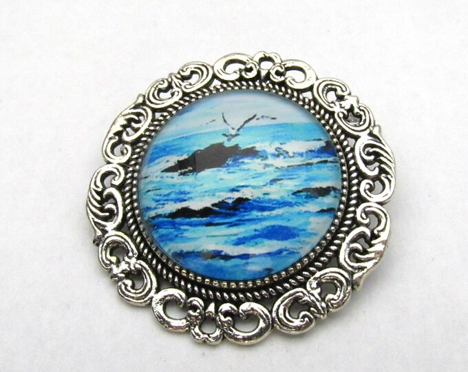 Antique Silver Tone Seashore w/Sea Gull Glass Cabochon Brooch/Pin 1.5" (J10f12)