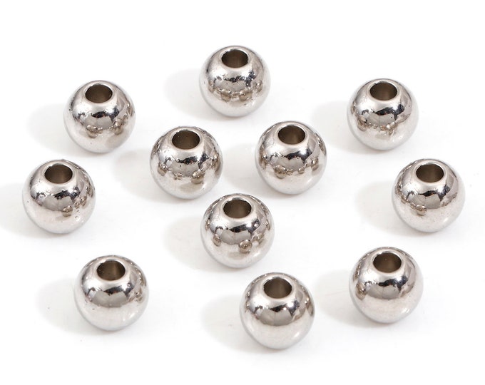 25 Silver Tone Alloy 8mm Round Spacer Beads  (A444d)