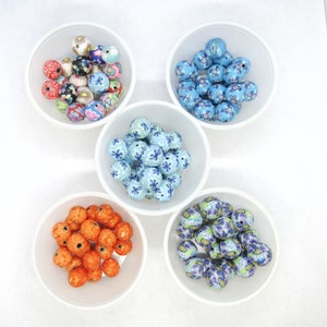 20pcs Choice of Color 10-11mm Handmade Round Polymer Clay Beads (A64e-g)