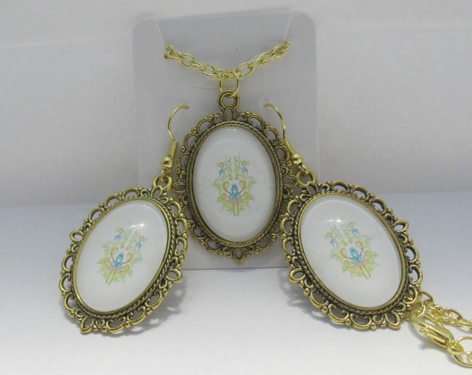 Oval Dainty Flower Glass Cabochon Necklace & Earring Set Antique Gold Setting on 16" Chain (J10a3)