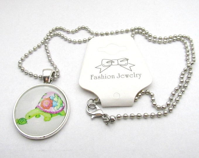 Silver Tone Mom & Baby Turtle Glass Cabochon Pendant Necklace on 3mm Stainless Steel Ball Chain 20" (J9p)