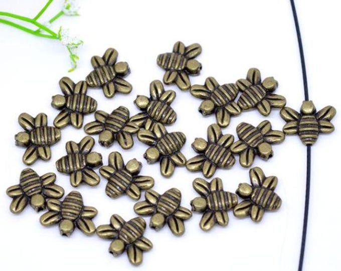 25 Antique Bronze Alloy Bee Spacer Beads 14x12mm (A515a)