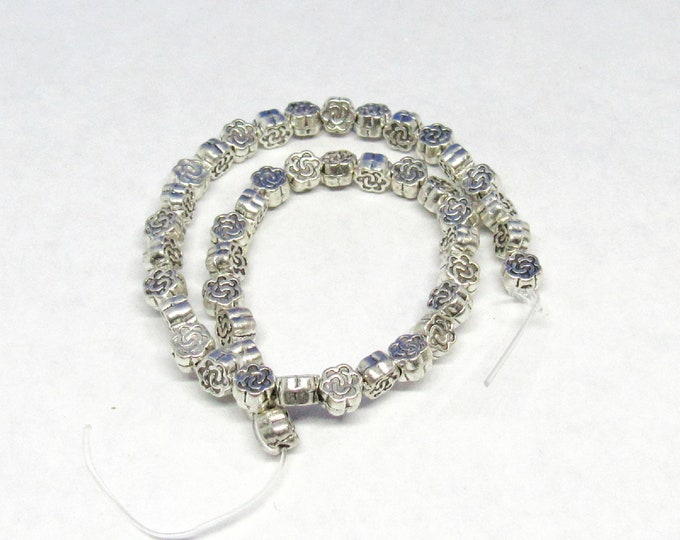 1 Strand 4.5mm Tibetan Silver Alloy Flower Spacer Beads (A24a)