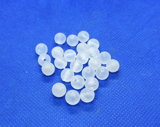 25 Vintage Japanese 8mm Acrylic Round Beads  (A52L)