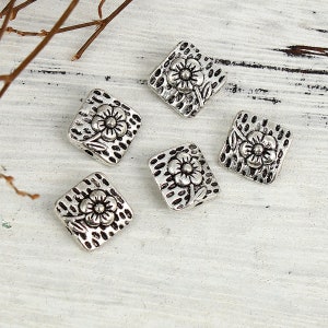 25 Antique Silver Tone Alloy Square 10mm Spacer Beads  (A417c)