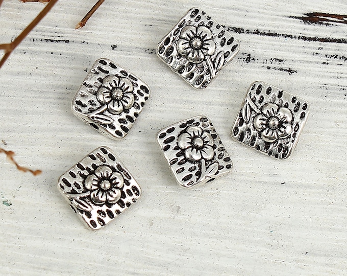 25 Antique Silver Tone Alloy Square 10mm Spacer Beads  (A417c)