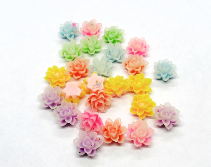 25 Mixed Color 10x7mm Acrylic Flat Back Flower Cabochons (A59k)