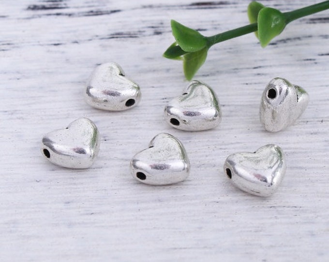 25 Silver Tone Alloy Heart Shaped Spacer Beads 10x9mm  (A362m)