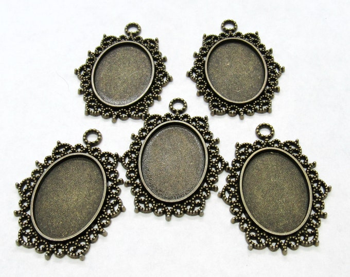 5 Antique Bronze Cabochon Oval Pendant Trays 41x32mm (Fits 25x18mm Cabs) (A48n)
