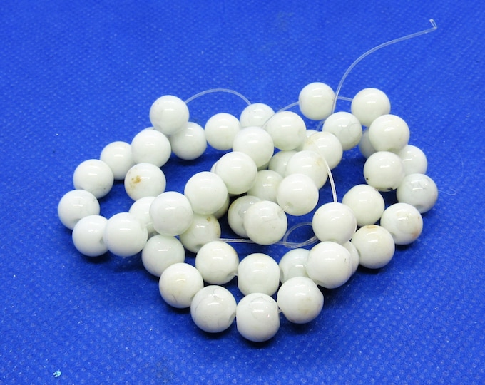 1 Strand 8mm Round Mottled Glass Beads - White/Gray (A79f)