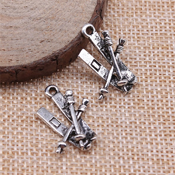 5 pcs. Ski Charms Pair of Skis Antique Silver Charms Pendant Winter Skiing Charms  23mm x 16mm