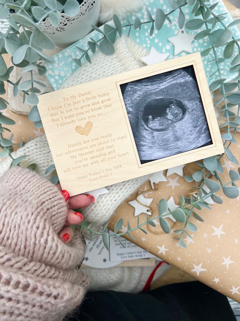 DADDY To Be on Father's Day 2024 I'm Just A Little Bump Magnet Scan Frame Decor, Ultrasound Scan Gift, Pregnancy Announcement Gift from Bump image 1