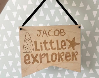 LITTLE EXPLORER Personalised Wooden Plaque - Nursery Decoration - Children's & Kid's Bedroom Sign - Scandi Boho - Explorer Theme Nursery