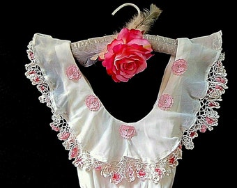 Pretty Vintage Pink and White Dress sz 10 Crochet Trim