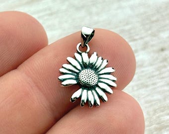 925 Sterling Silver Flower Pendant, Daisy, Bracelet Charm, DIY, (C901)