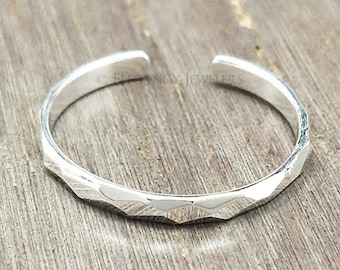 Adjustable .925 Sterling Silver Hammered Band Toe Ring, Love, Ring, Midi Ring, Jewelry (E003)