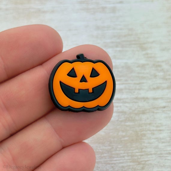 Justice Orange Pumpkin Keychain Charm with Black Details Halloween Key Ring Accessory, Black Paracord Key Lanyard  main image 4