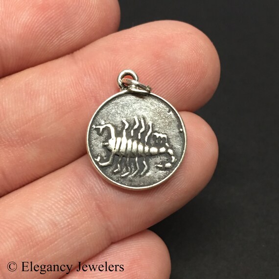 NewL Ciondolo Scorpione In Argento Sterling 925 - Gioiello Zodiacale Con Motivo Ossidato - 21x15 Mm