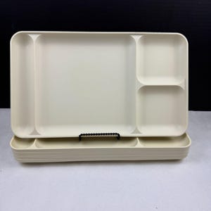 Juego de 5 bandejas Tupperware Vintage 1535-5 color almendra con separadores