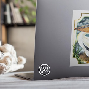 Adesivo artistico: The White Pelican - Ritratto di uccello in vinile, estetica Dark Academia, decorazione per laptop Cottagecore, regalo unico con pittura a olio sulla natura