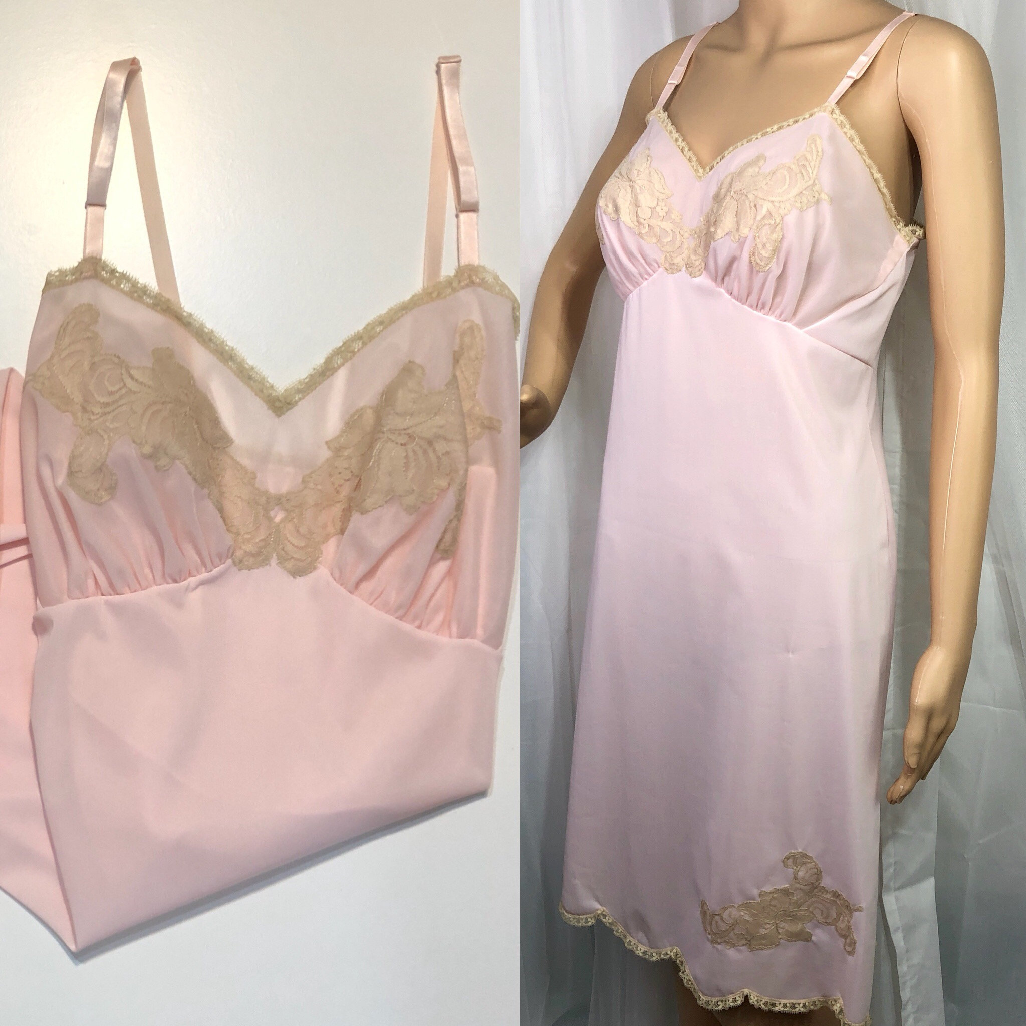 Vintage 1950s Vanity Fair Lingerie / Chiffon & Lace Appliquéd Full Slip