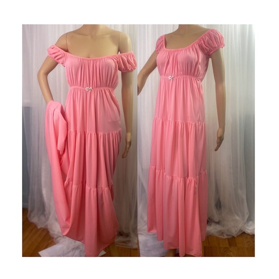 1970s Bohemian Tiered Peasant Dressing Gown / Pink