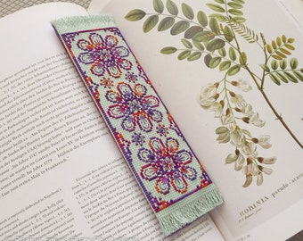 Variegated Flower Bookmark Cross Stitch Pattern PDF | Chart for Colour Variations, Coloris, ThreadworX, or Hand-Dyed Floss